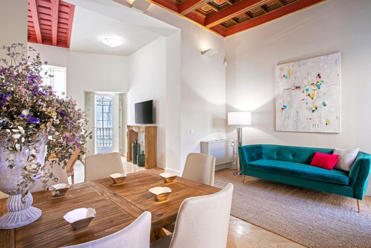 Genteel Home Palacio Abades Seville Exterior photo